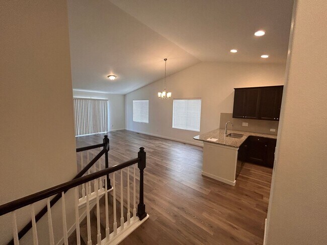 Building Photo - Immaculate 4 Bed 4 Bath Home in School District 20!!!