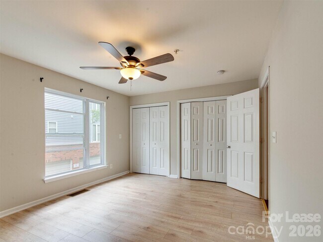Building Photo - 3729 Picasso Court
