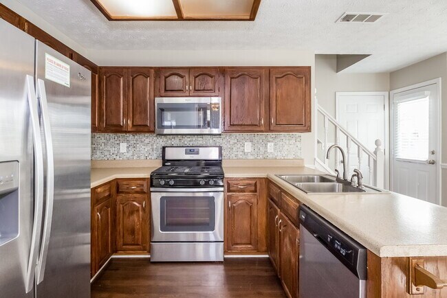 Building Photo - 1089 Oak Moss Dr