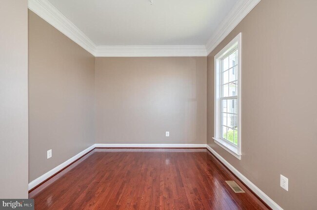Building Photo - 54 Field Crest Ct