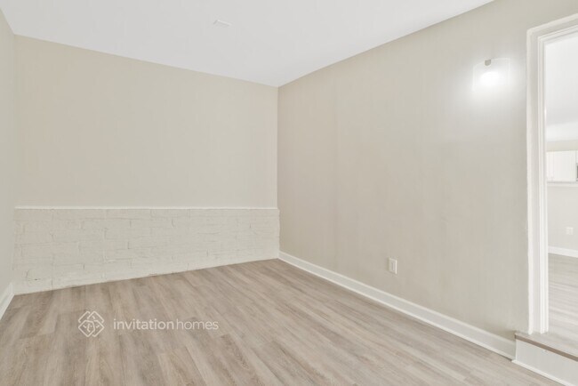Building Photo - 6727 Calvados Ave