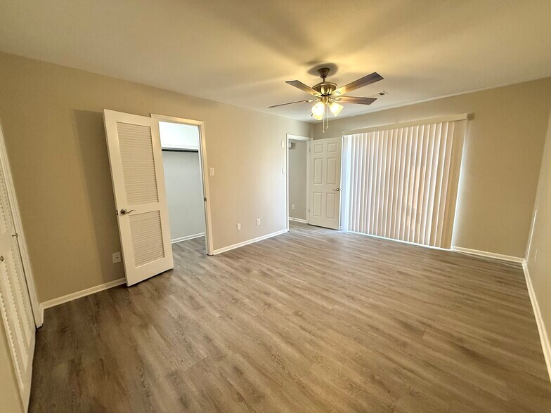 Building Photo - 601 Cache Cv