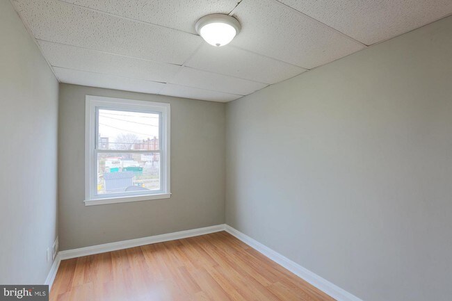 Building Photo - 3743 Bonview Ave