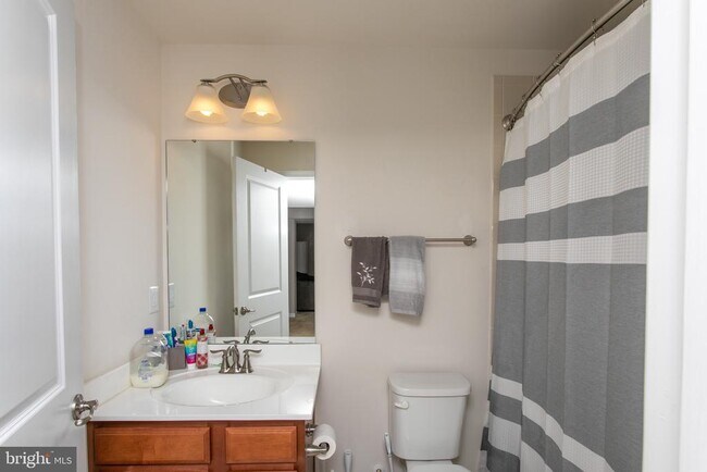 Building Photo - 2515 Baileys Pond Rd
