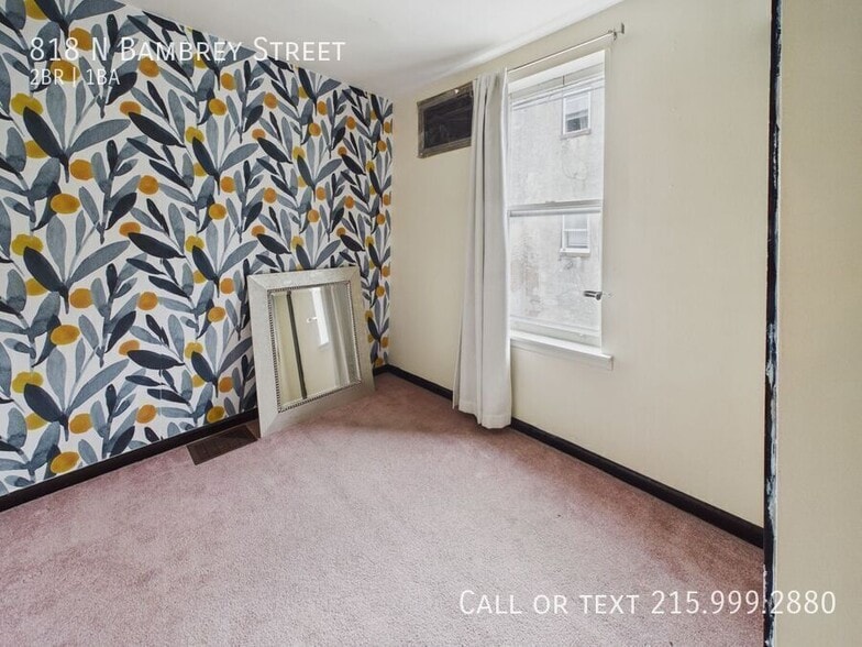 Building Photo - 818 N Bambrey St