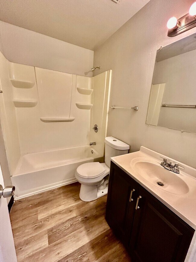 Building Photo - 1059 Mazatlan Cir