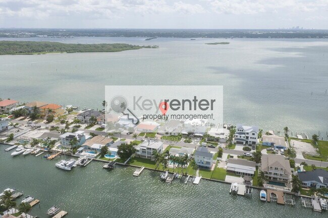 Building Photo - 540 Johns Pass Ave