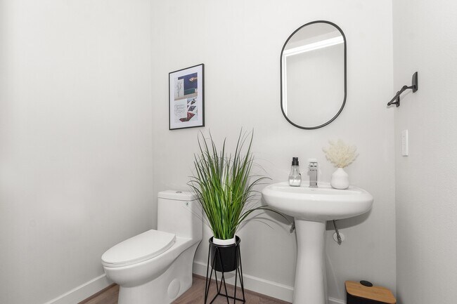 Building Photo - 816 Sienna Palm Ln