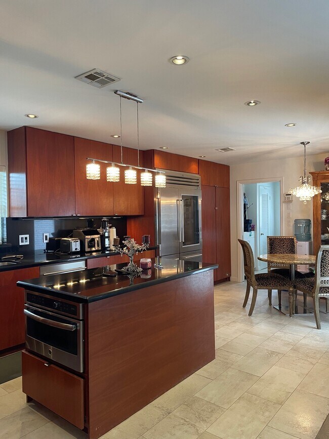 Building Photo - 5232 Piping Rock Ln