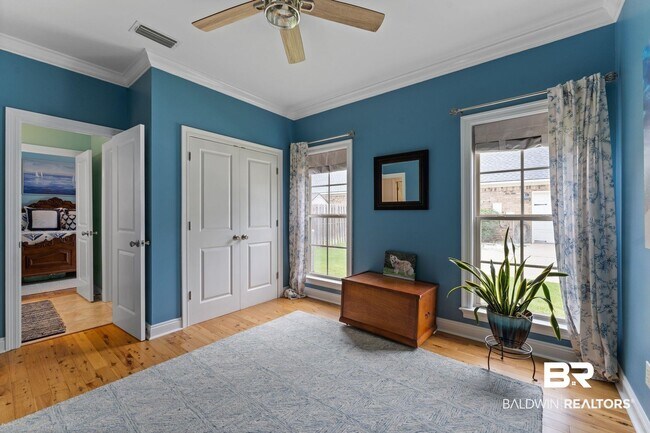 Building Photo - 25911 Tealwood Dr