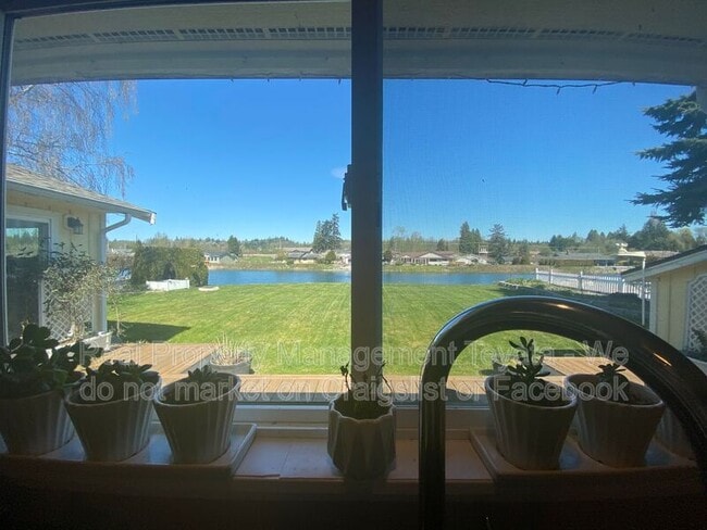Building Photo - 8252 Cowichan Rd
