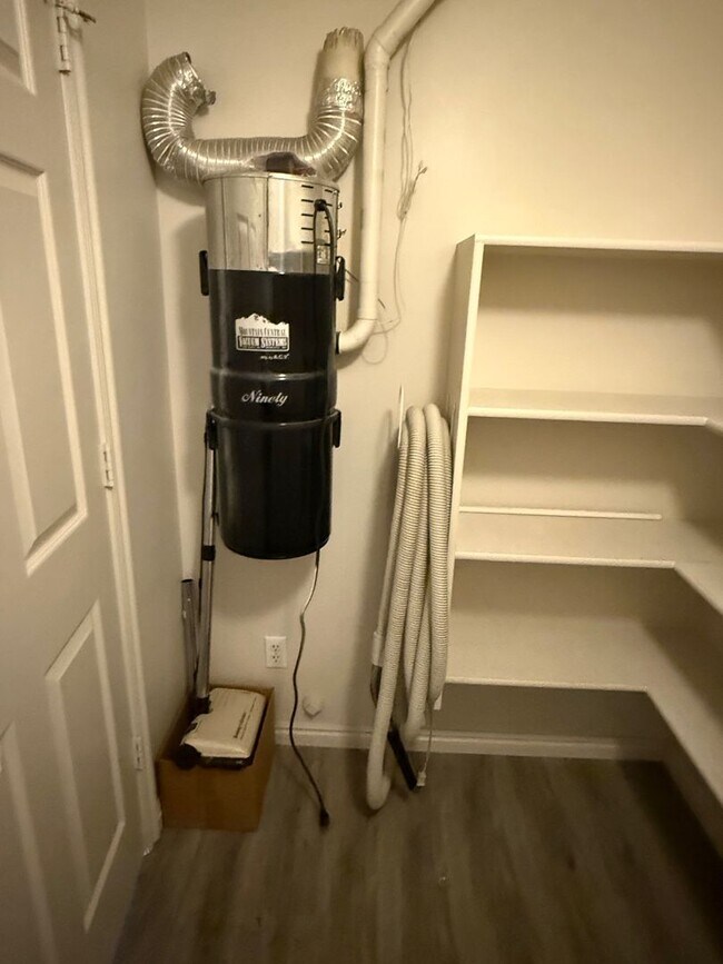 Building Photo - Beautiful North Ogden Town home for Rent