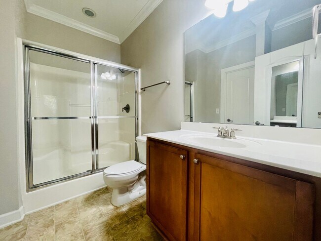 Building Photo - 3 Bedroom/2.5 Bath Townhome with garage in Wild Wing!