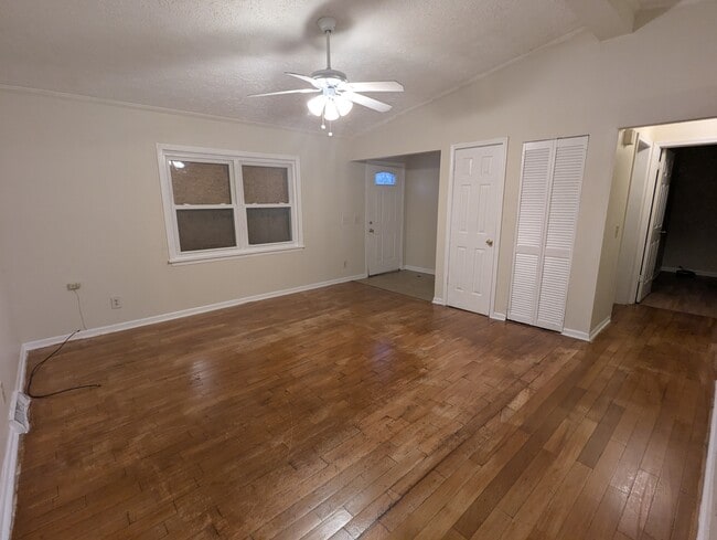 Building Photo - 1673 Audrey Pl NW