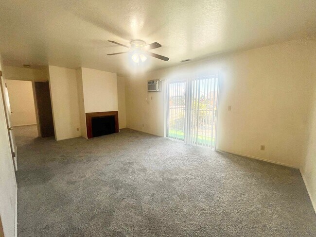 Building Photo - Cute two bedroom apartment for rent in Pro...