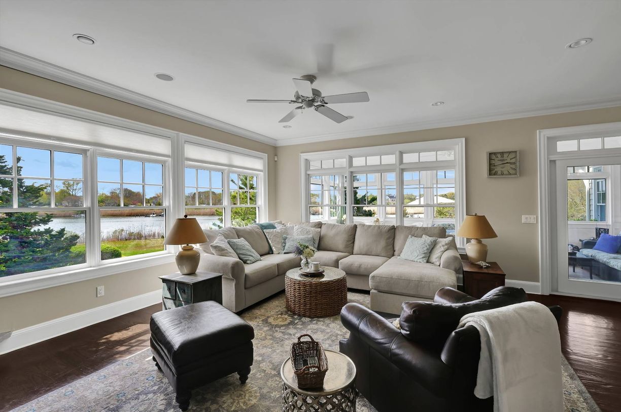 Building Photo - 9 Private Rd