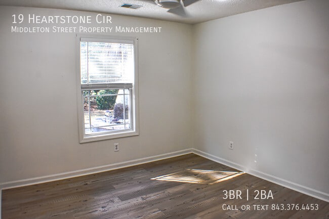 Building Photo - 19 Heartstone Cir