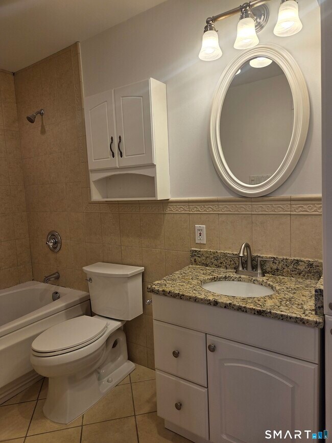 Building Photo - 73 Park Ave