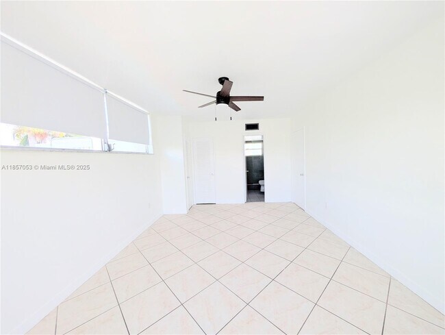 Building Photo - 1075 93rd St