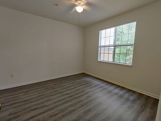 Building Photo - 17104 Carrington Park Dr
