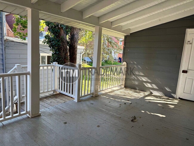 Building Photo - 42 N State St