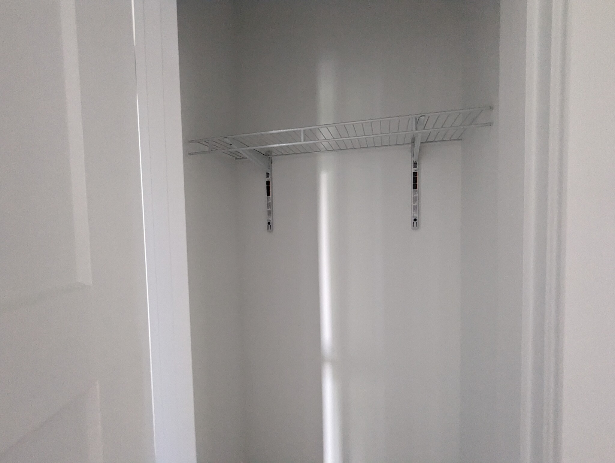 Building Photo - 372 Hazel Ave