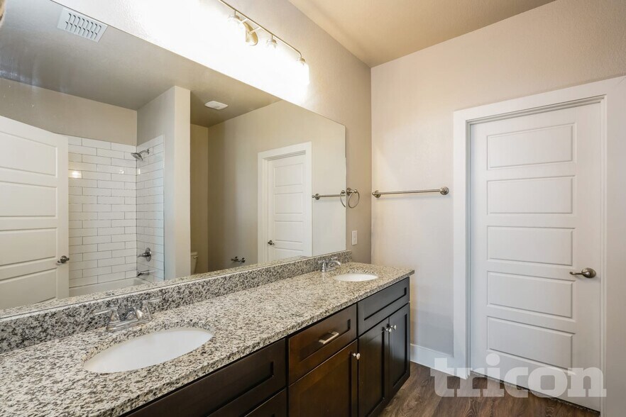 Building Photo - 10106 Ft Brown Trl