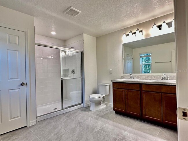 Building Photo - 2872 Sanctuary Dr