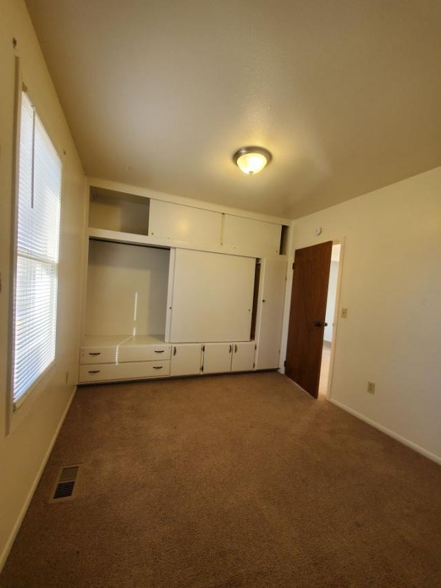 Building Photo - 2 bedroom in Billings MT 59101