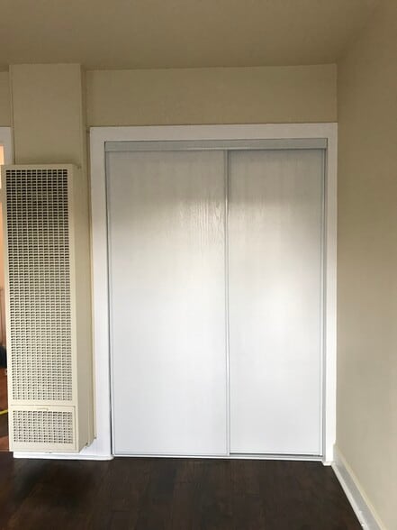 Building Photo - 1660 1/2 Murchison St