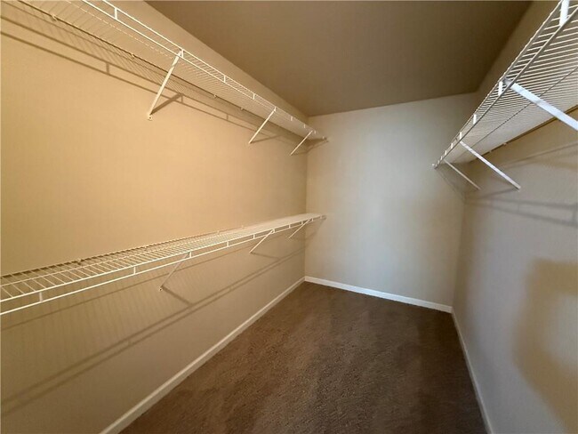 Building Photo - 1045 Township Cir