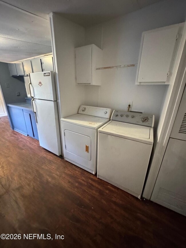 Building Photo - 3521 Whitehall St