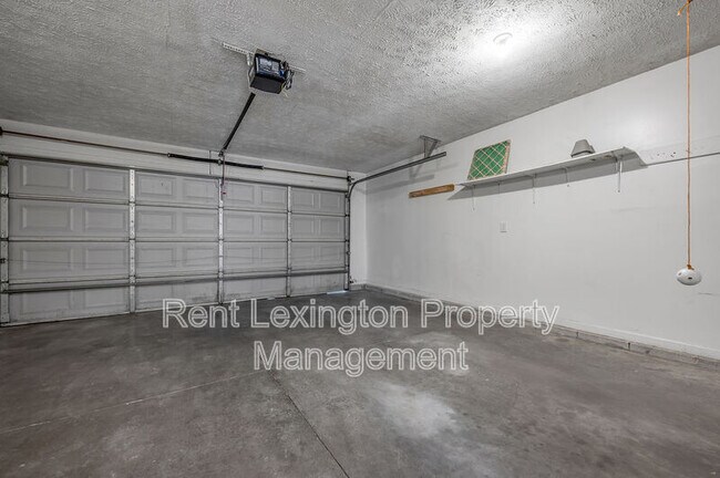 Building Photo - 660 Morgan Hills Dr