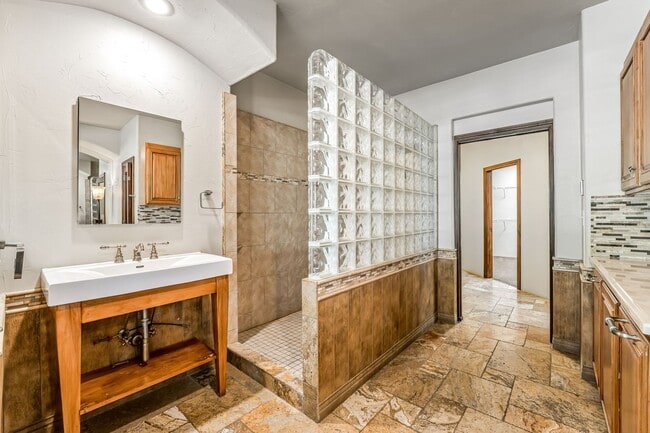 Building Photo - A stunning custom estate nestled in the pr...