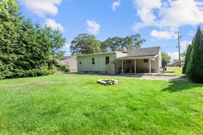 Building Photo - 37 Tarinelli Cir
