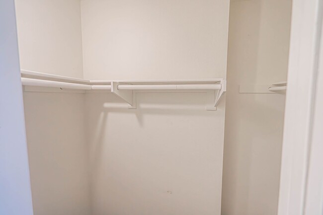 Building Photo - COMING SOON! Charming 2-Bedroom Condo with Loft in the American Beauty Community of Canyon Country