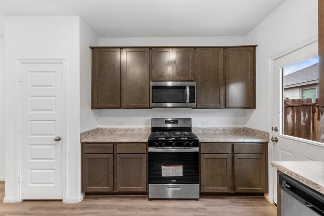 Building Photo - 16639 Spirit St