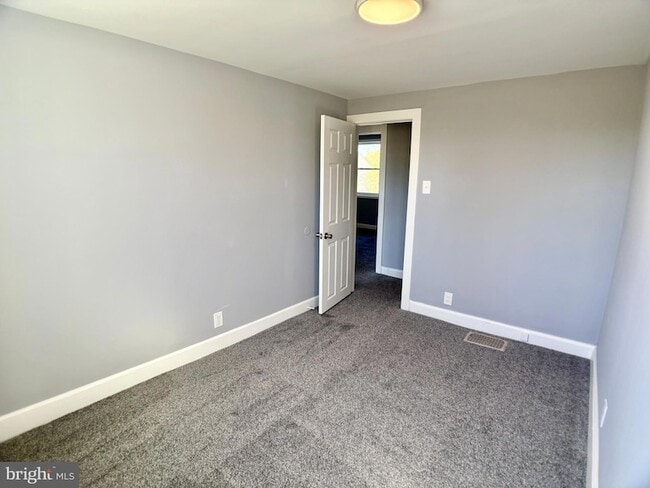 Building Photo - 1107 Cinnaminson Ave