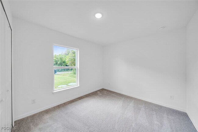 Building Photo - 3010 11th St SW