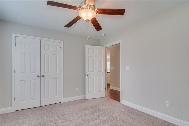 Building Photo - 33 Ashton Pointe Dr