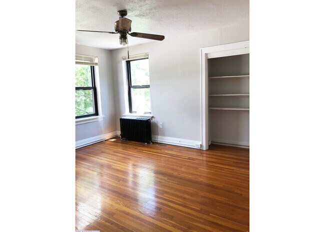 CM-23 BR - Clifton Manor
