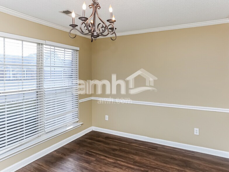 Building Photo - 11594 Milton Meadows Dr