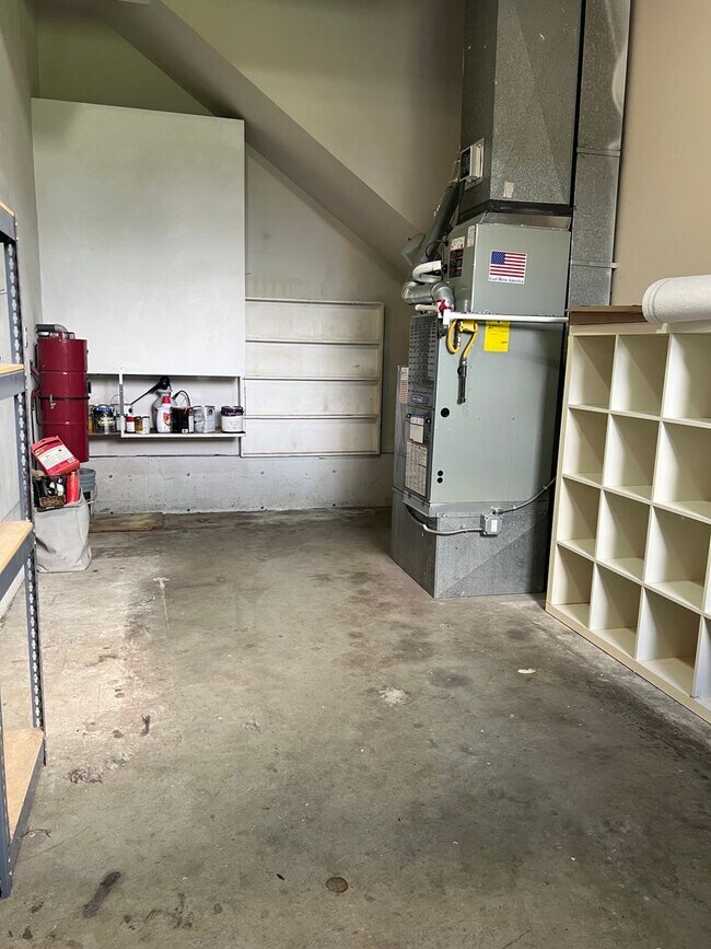 Building Photo - 3 bedroom 2.5 bathroom Home in Lake Steven...