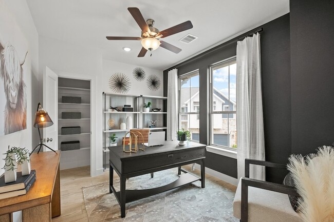 Building Photo - 7630 Redbud Orch Rd