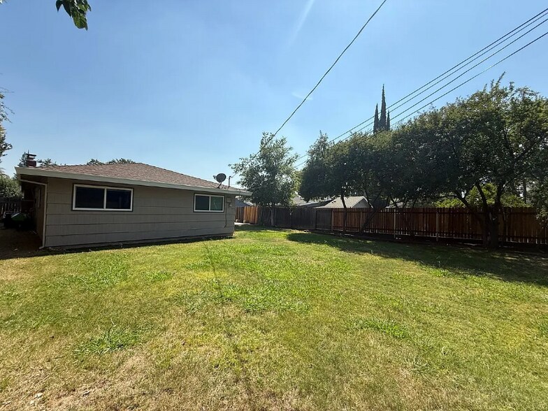 Building Photo - 5331 Constellation Way