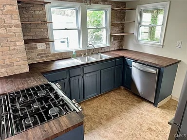 Building Photo - 113 Delmar Pl