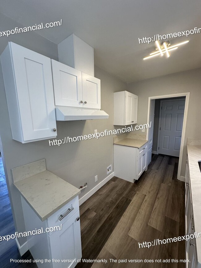 Building Photo - Nice Home For Rent