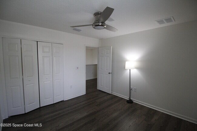 Building Photo - 4369 Alligator Flag Cir