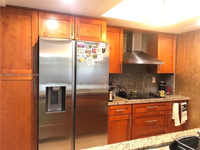 Building Photo - 3027 NE 183rd Ln