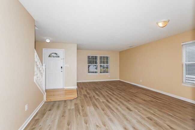 Building Photo - 14988 Lovely Dove Ln